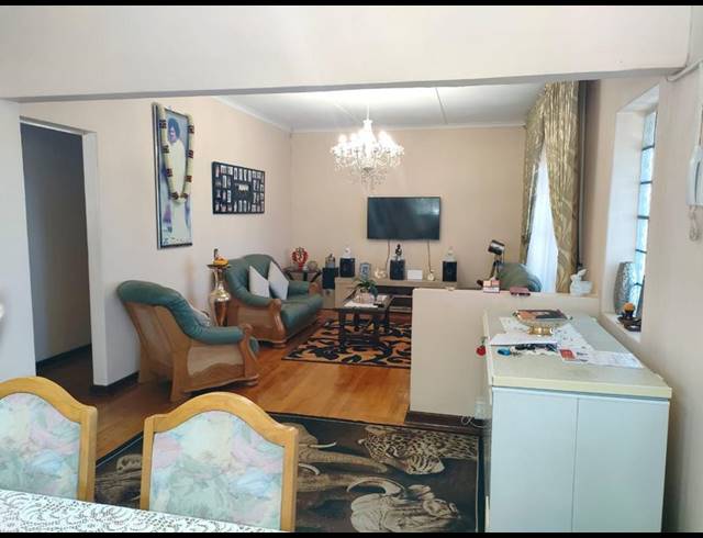 3 BEDROOM HOUSE FOR SALE IN BELLAIR